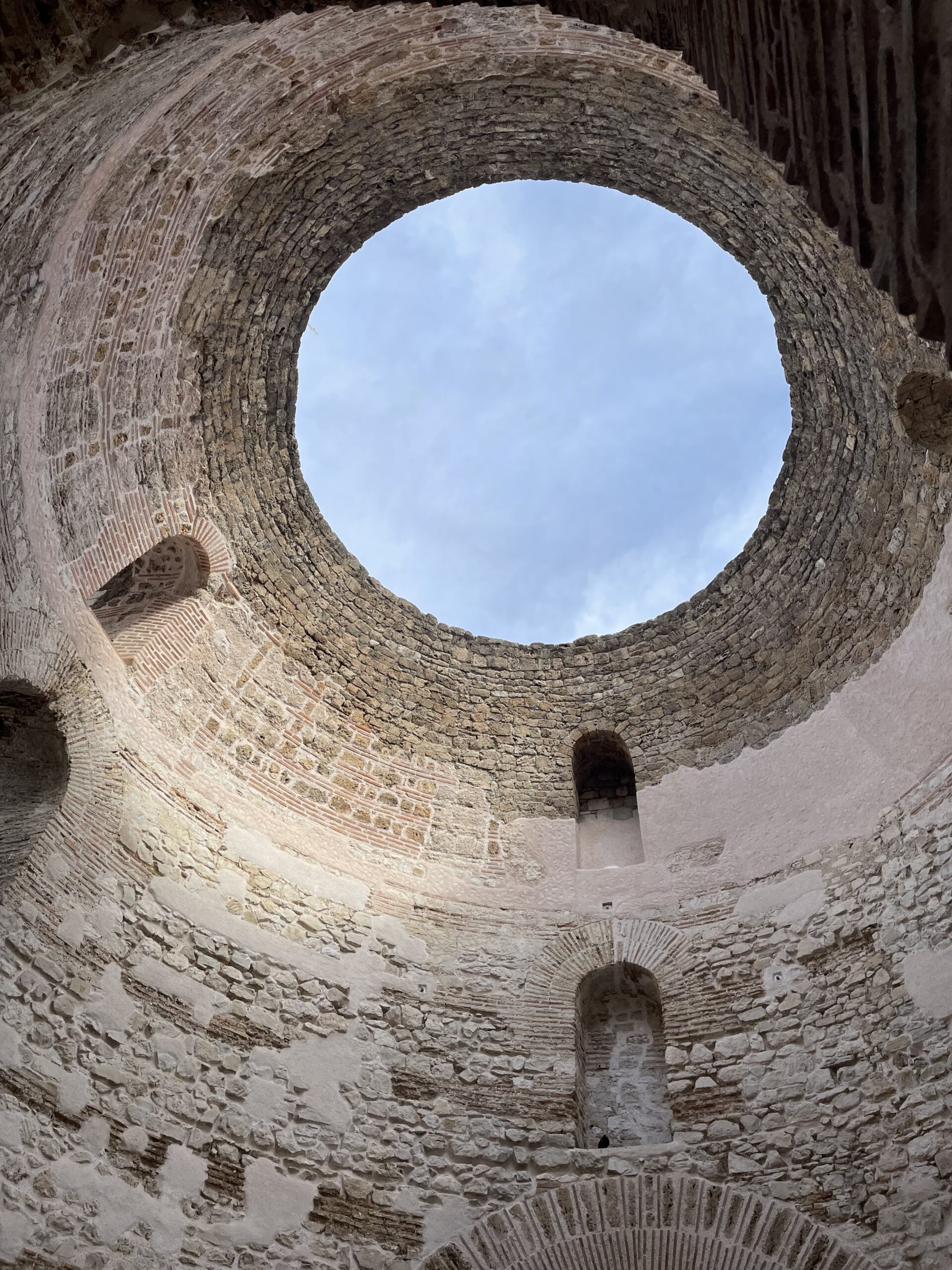 Circular opening to the sky in a stone dome